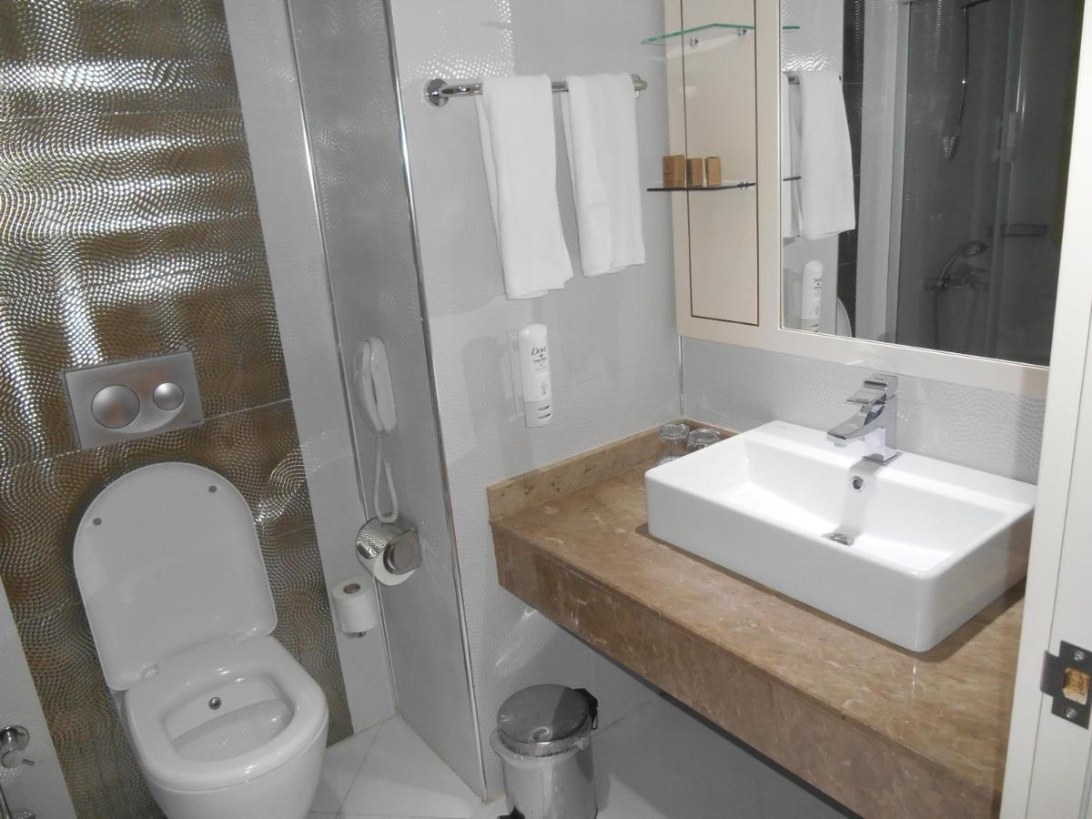 Hotel Kovarna Ντέτσιν Εξωτερικό φωτογραφία