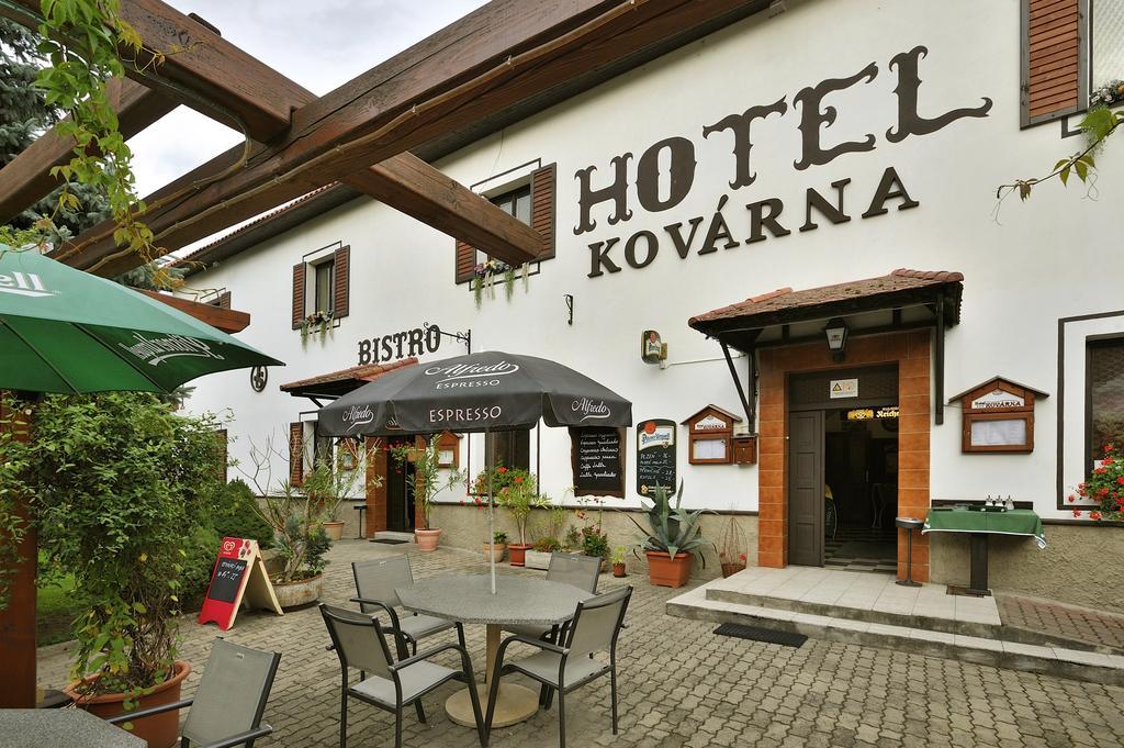 Hotel Kovarna Ντέτσιν Εξωτερικό φωτογραφία
